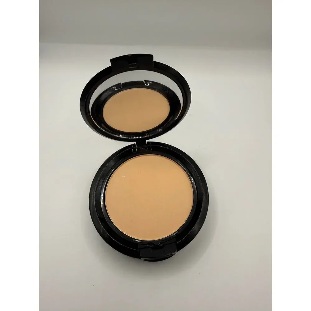 NYX “Natural” Stay Matte But Not Flat Powder Foundation
